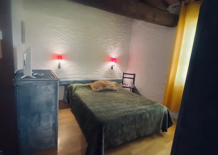 Hotel Mas De Layalle