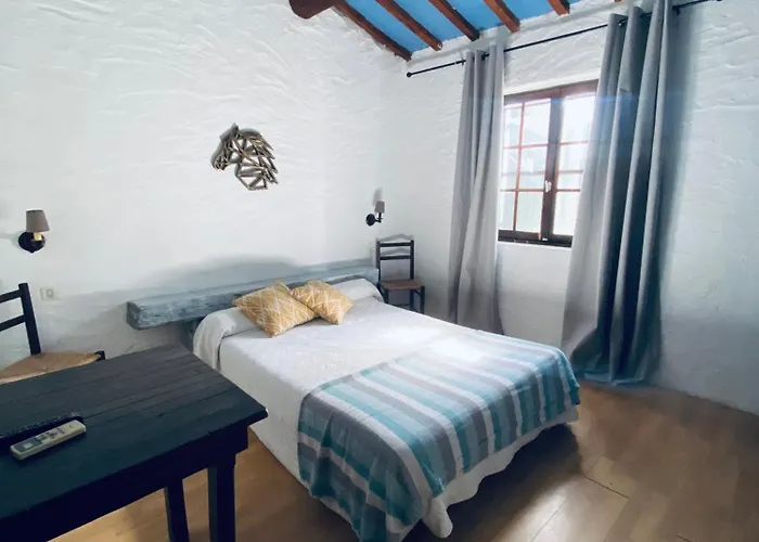 Hotel Mas De Layalle